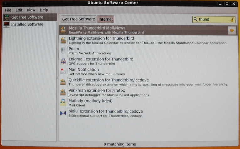 D031_ubuntuSoftwareCenter_thunderbirdSelect_2010-10-12_18:24_765x476.jpg